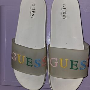 GUC GUESS BRAND SLIDES (10)